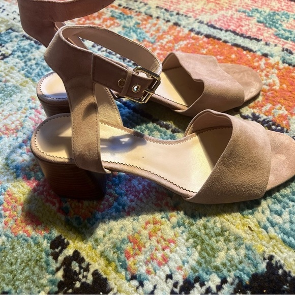J. Crew Wide Strap Penny Sandals In Suede Frosted Taupe Size 7.5 - Picture 2 of 5